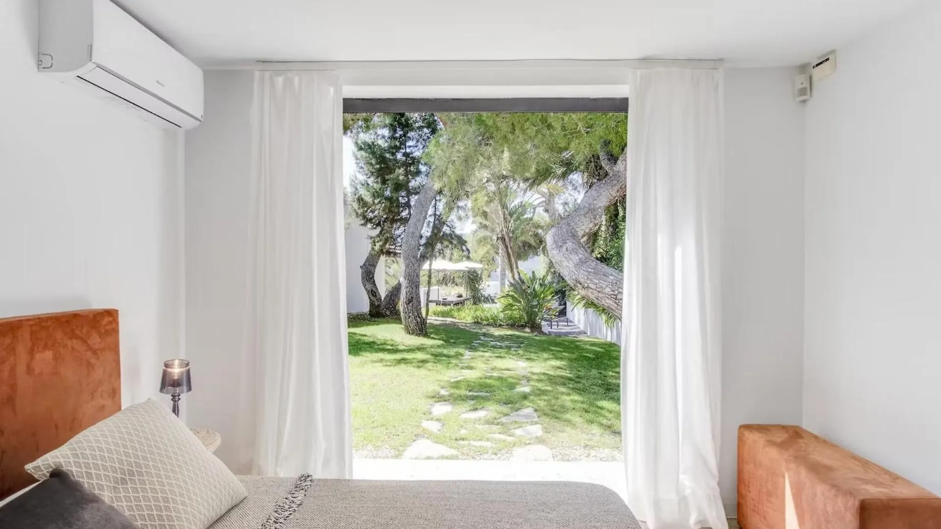 Ibizian Villa With Sea-Views San José 0*,  إسبانيا