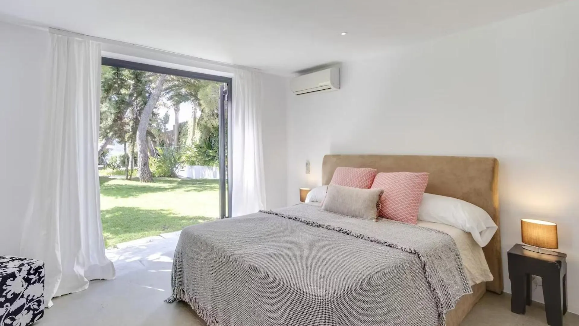 Ibizian Villa With Sea-Views San José إسبانيا