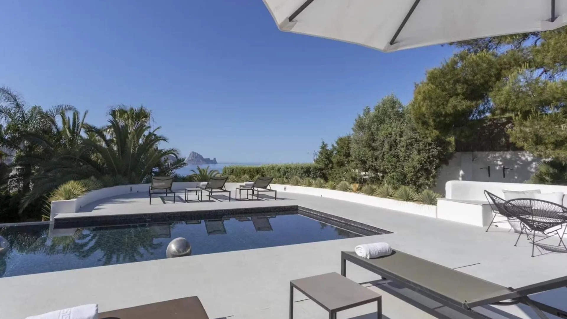 Ibizian Villa With Sea-Views San José